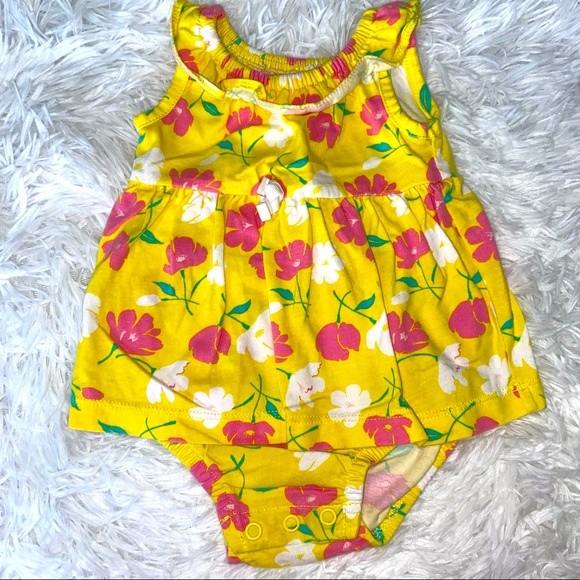 Carter's Other - EUC Carter's Baby Girl Romper- 3M
